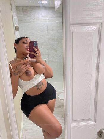 Full leaked Dominicandubbb private onlyfans photo