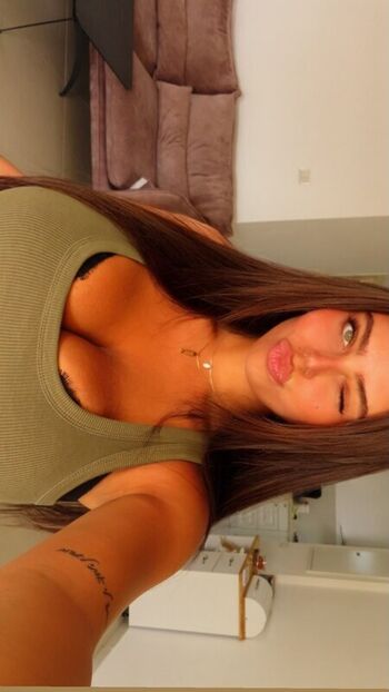 Full leaked Hilaluu private onlyfans photo