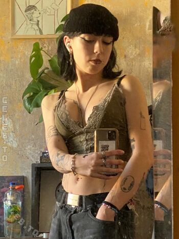 Full leaked Karamelisiertt private onlyfans photo