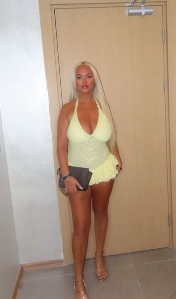 Full leaked Little blonde private onlyfans photo