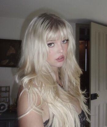 Full leaked Loren gray private onlyfans photo