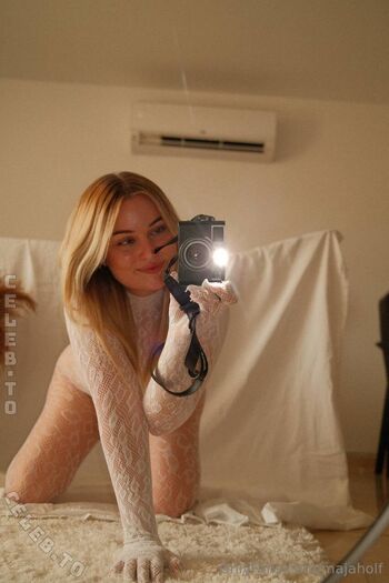 Full leaked Maja holf private onlyfans photo